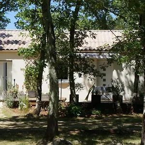 Clos L'oustal Hébergement de vacances Labastide-de-Virac